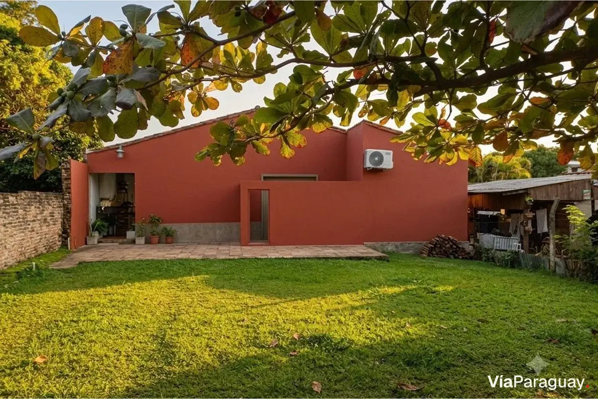 Casa en venta en Mbocayaty, Asunción