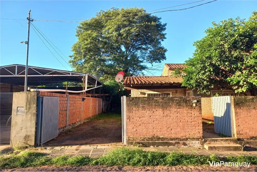 Casa à venda em Mbokajaty, Ñemby