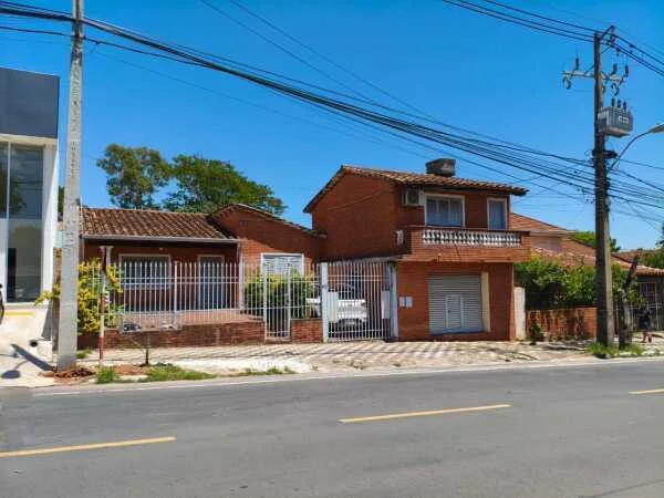 Casa a venda em Mburicao, Assuncao