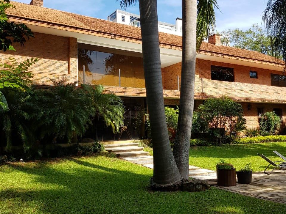 Casa à venda em Mcal. López, Assunção