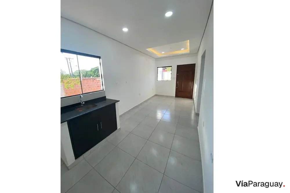 Casa en venta en Ñemby con terreno de 363 m²
