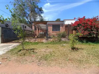 House for sale in Ñemby Rincón, corner lot