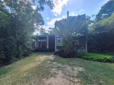Casa à venda em Nueva Italia com 5,67 hectares