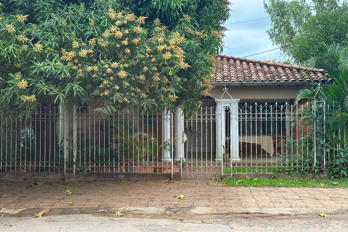Casa à venda em Orilla del Campo Grande, Fernando de la Mora