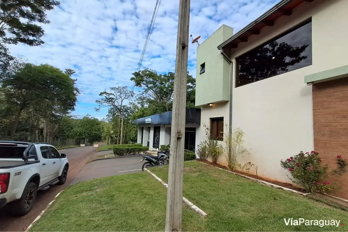 Casa à venda no Paraná Country Club, Hernandarias