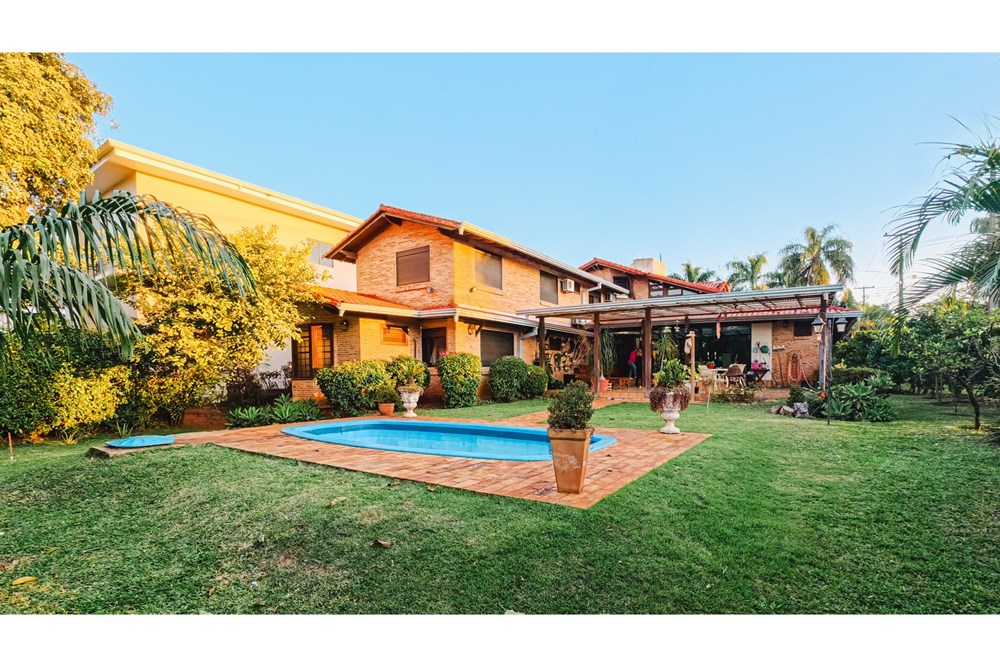House for sale in Paraná Country Club, Hernandarias