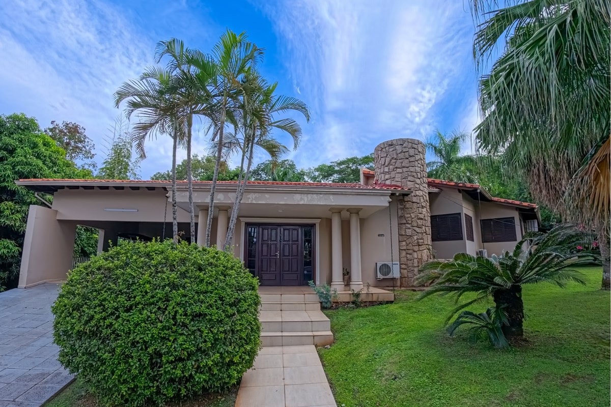 Casa à venda no Paraná Country Club, Hernandarias