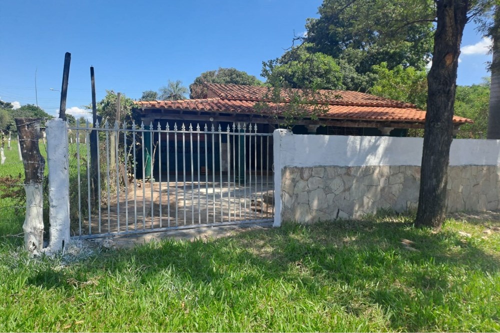 Casa à venda em Piquete Cue, Limpio