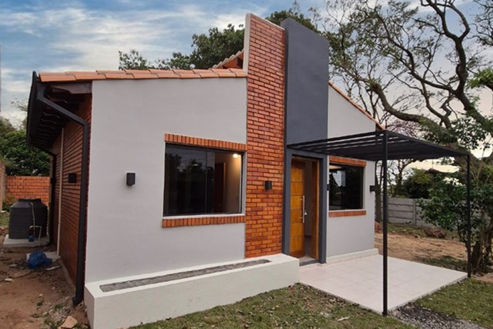 House for sale in Presidente Franco, Km 6 Monday