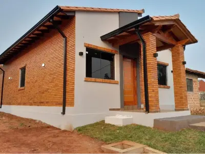 House for sale in Presidente Franco, Km 6 Monday