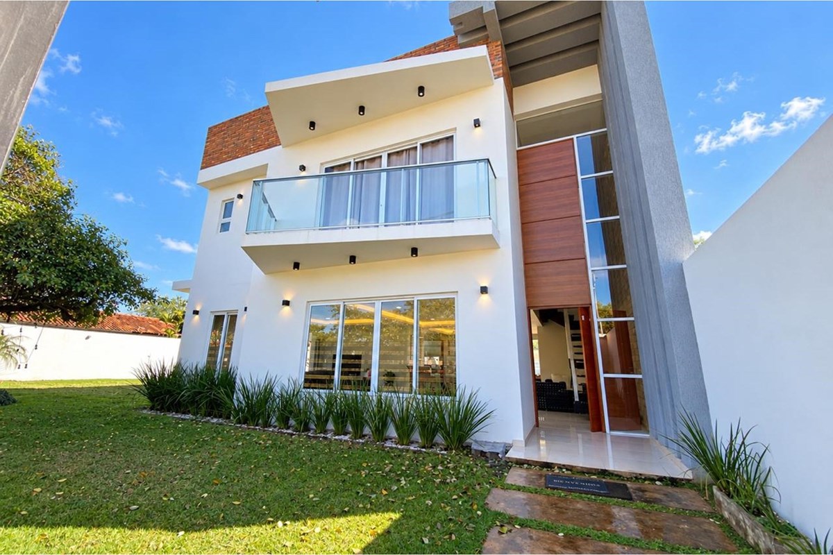 Casa à venda em Puerta del Lago, San Bernardino