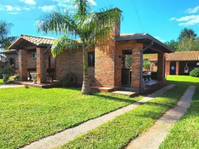 Casa à venda em Puerta del Lago, San Bernardino