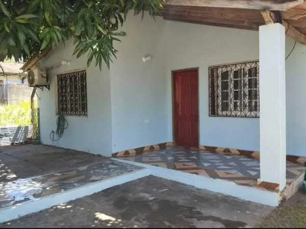 Casa à venda em Puerta del Sol, Capiatá