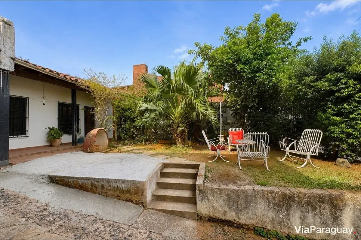 Casa à venda em Recoleta, Assunção