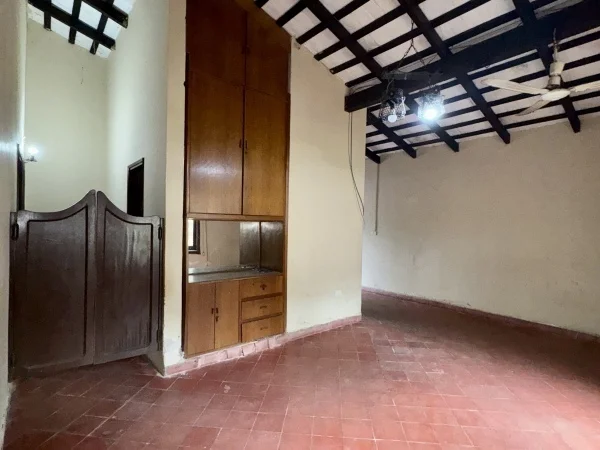 Casa à venda em Remanso, Mariano Roque Alonso — 3 quartos com piscina