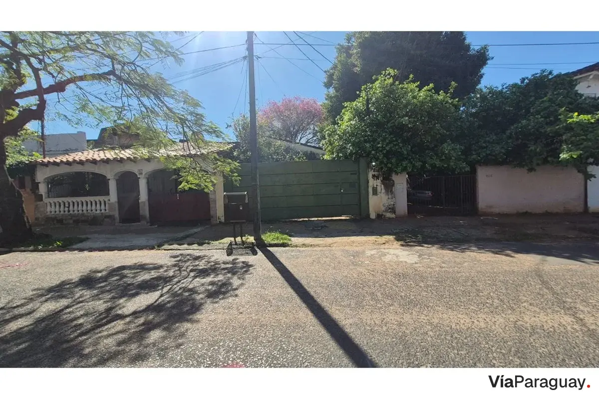 House for sale in Sajonia, Asunción