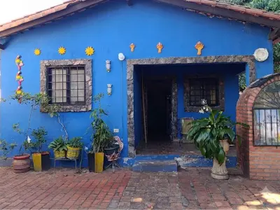 Casa à venda em Salinas, Ñemby, com 4 dormitórios