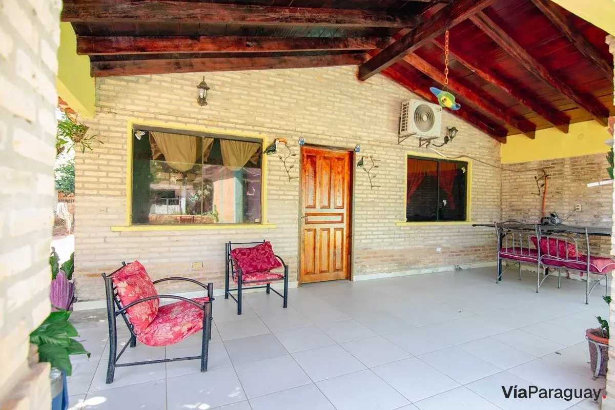 Casa à venda em San Antonio com salão comercial
