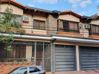 Casa à venda em San Felipe, Assunção