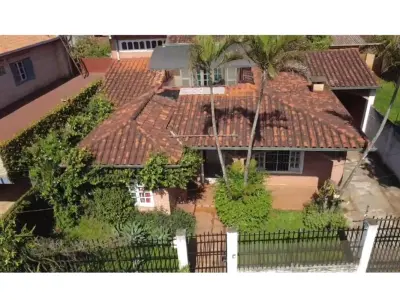 Casa à venda em San José, Ciudad del Este, 4 dormitórios