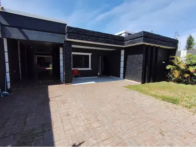 Casa à venda em San Juan, Ciudad del Este
