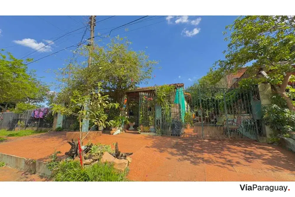Casa à venda em San Lorenzo, bairro Anahí II