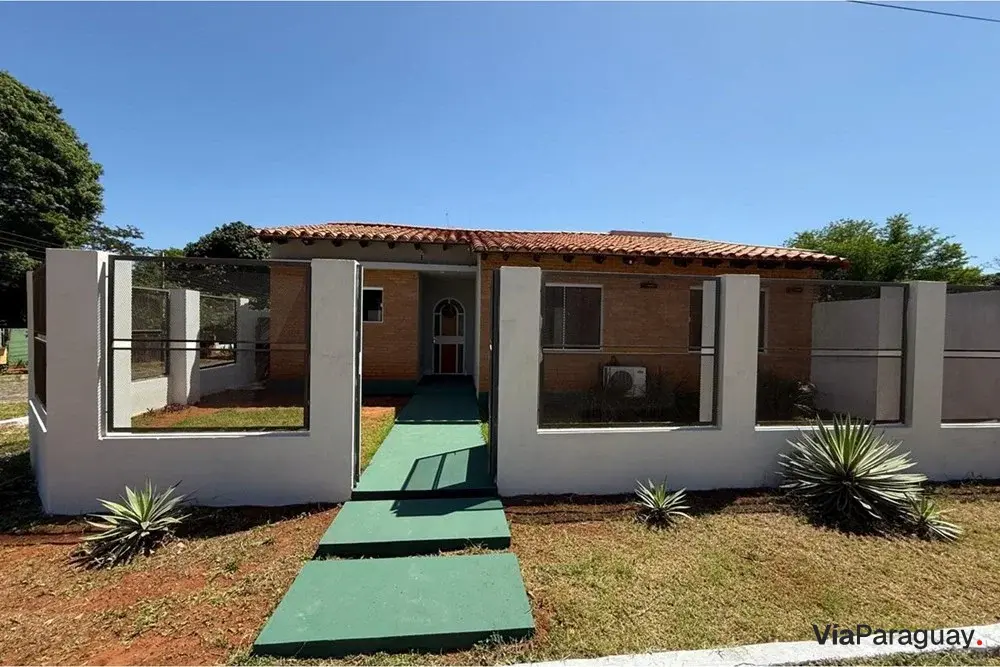 Casa à venda em San Lorenzo, bairro Espírito Santo