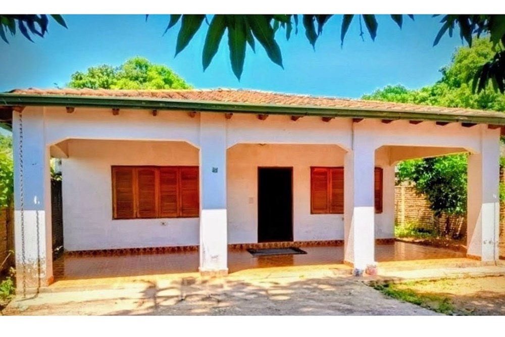 Casa à venda em San Lorenzo, bairro Santa María
