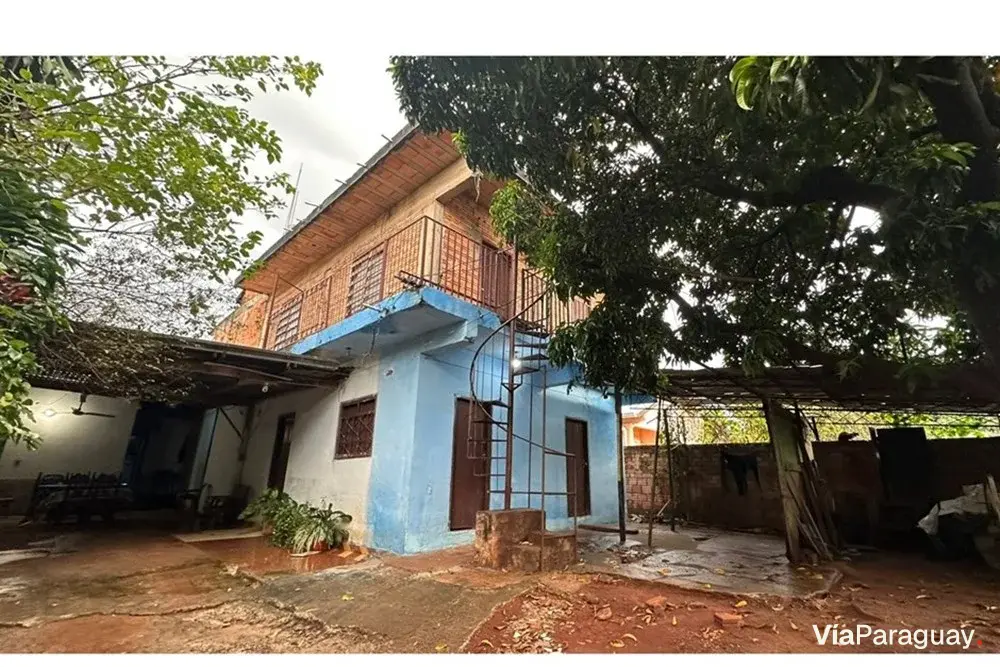 Casa à venda em San Lorenzo com 9 dormitórios