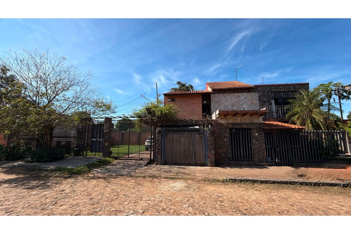 House for sale in San Lorenzo, Virgen de los Remedios