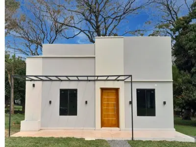 Casa à venda em San Miguel, Presidente Franco