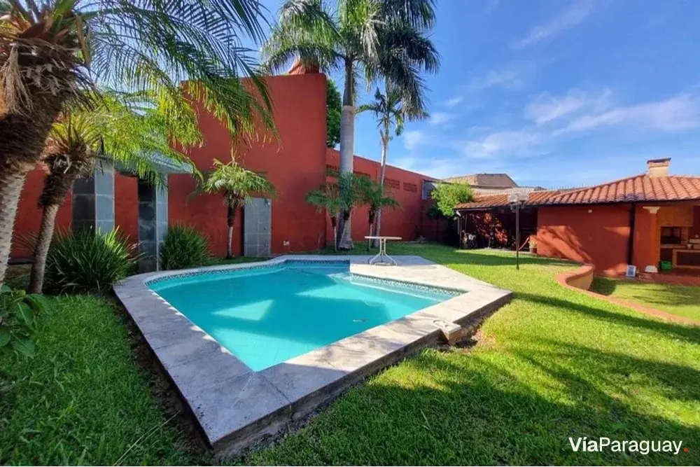 Casa en venta en San Vicente, Asunción