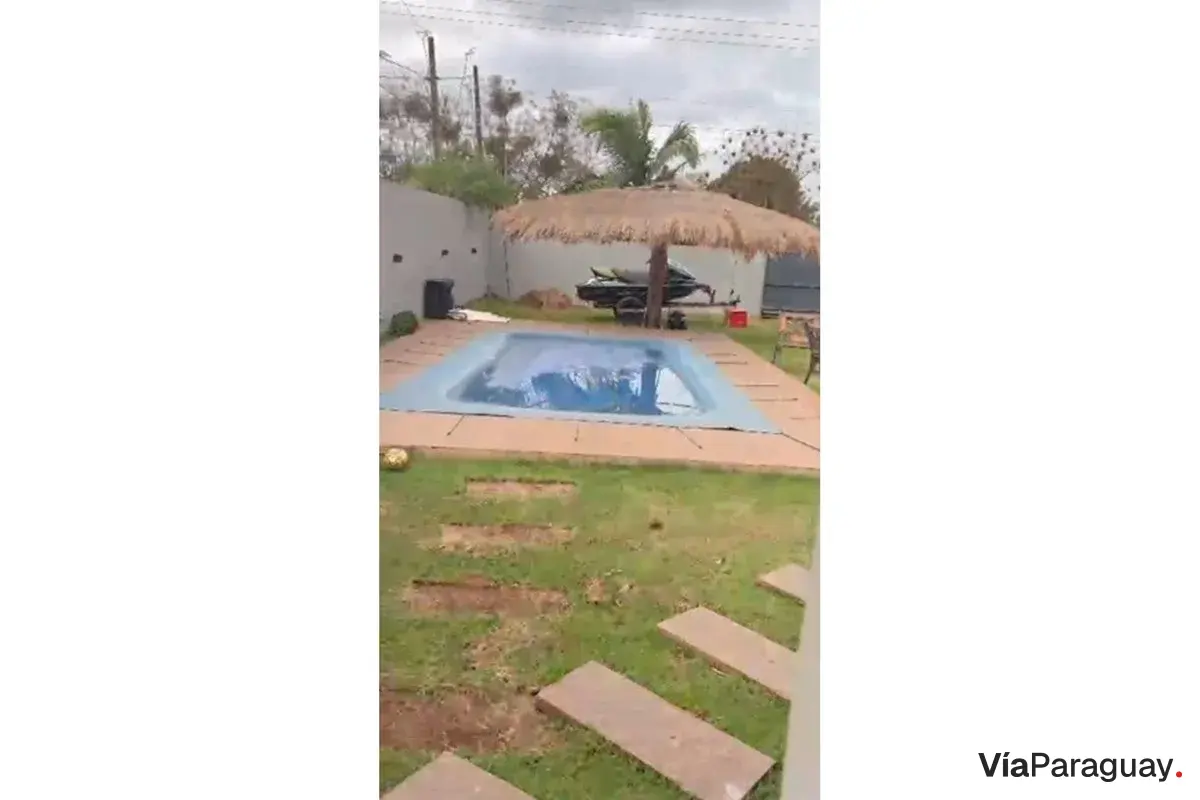 Casa à venda em Santa Rosa del Monday com piscina