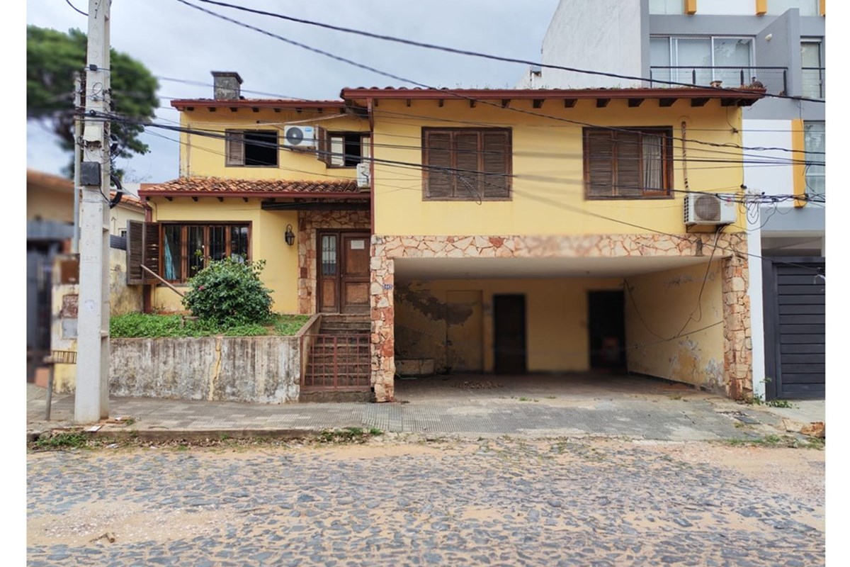 Casa en venta en Santísima Trinidad, Asunción