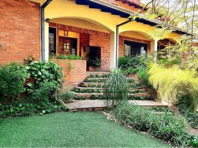 Casa en venta en Santo Domingo, Asunción