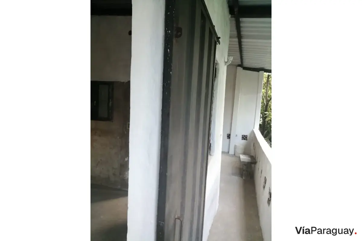 House for sale in Torremolinos, Capiatá, with two-story hall