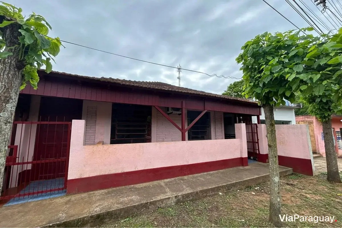 Casa à venda em Trinidad, Itapúa: 4 quartos e 3 banheiros