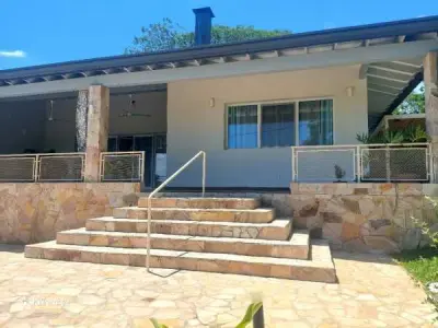 House for sale in Mountain Village development, Itauguá – 340 m²