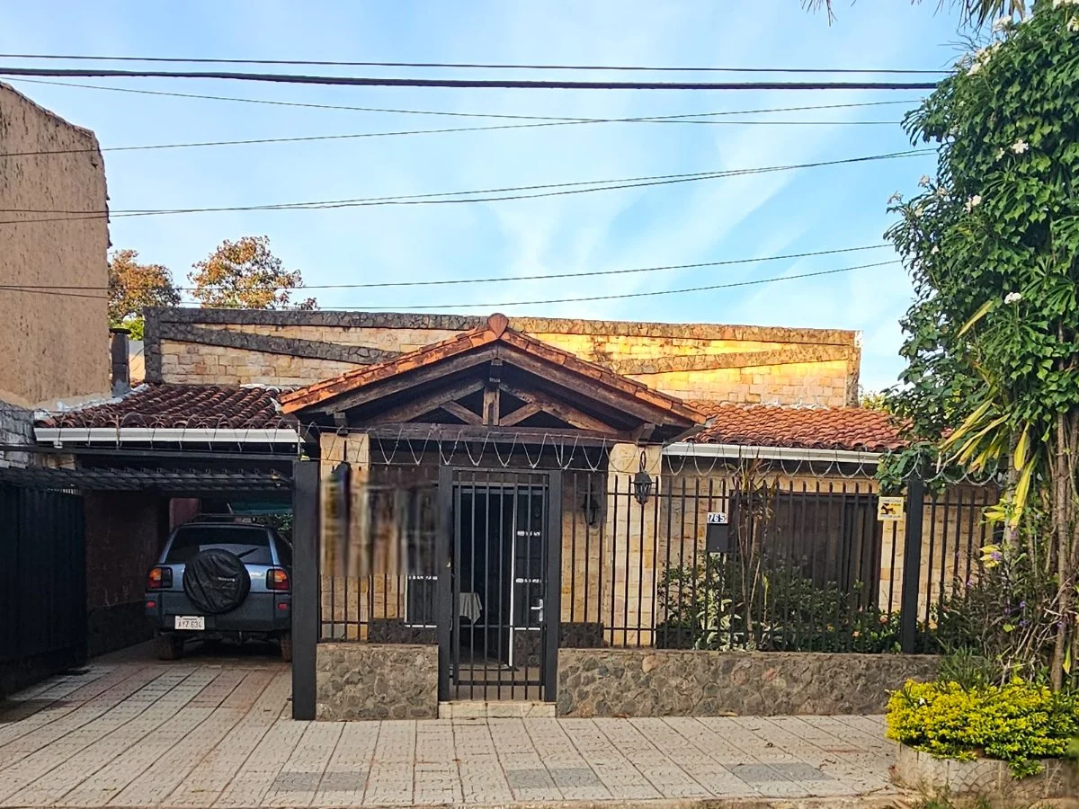 Casa en venta en Valle Apua, Lambaré