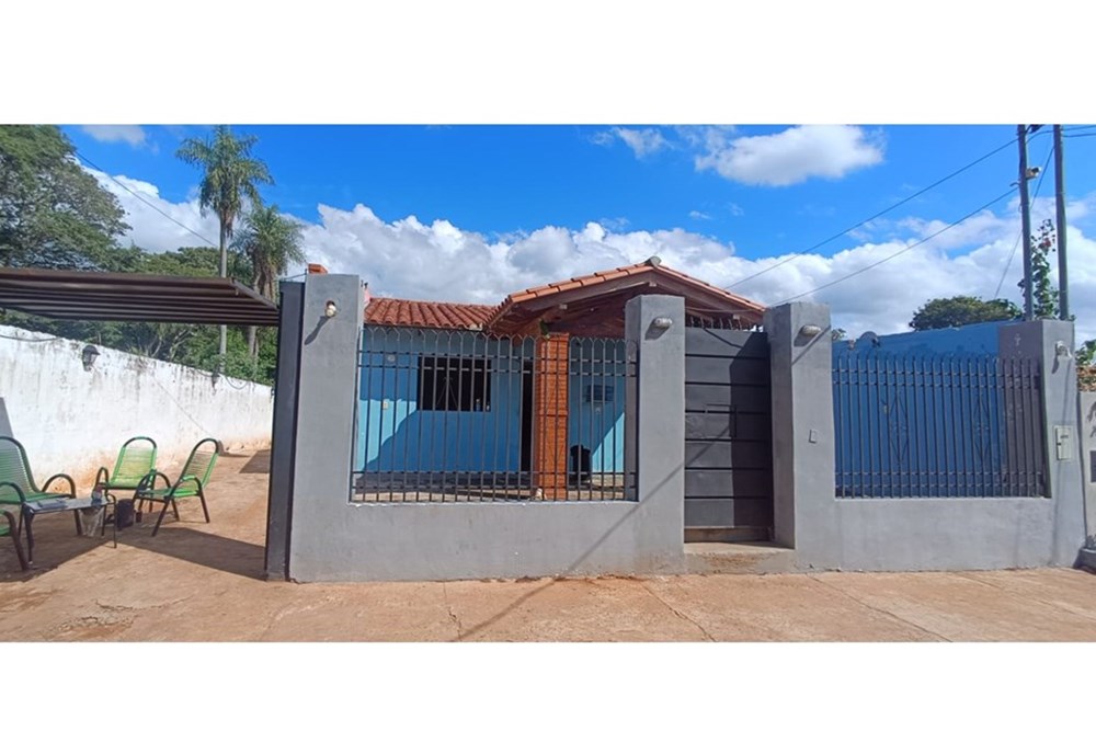 House for sale in Valle Pucú, Areguá