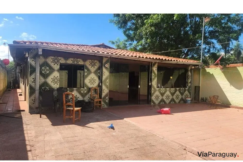 House for sale in Valle Pucú, Areguá
