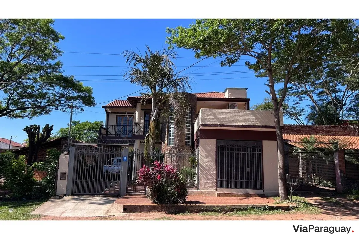 Casa à venda em Villa Elisa, Gloria María