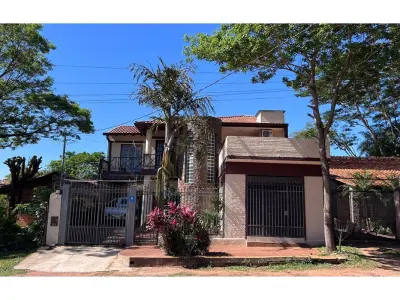 Casa à venda em Villa Elisa, Gloria María