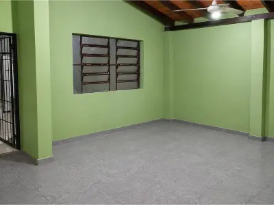 Casa en venta en Villa Elisa con 6 dormitorios
