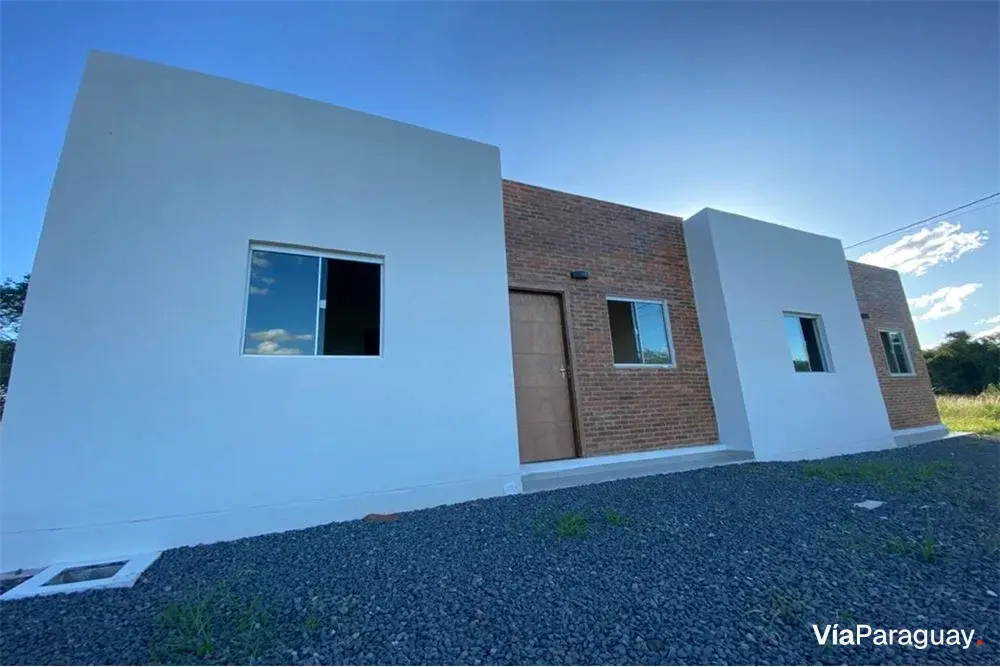 House for sale in Villa Florencia, Isla Aveiro, Limpio