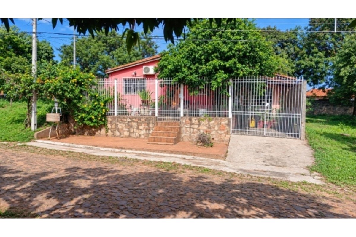 House for sale in Villa Industrial, San Lorenzo