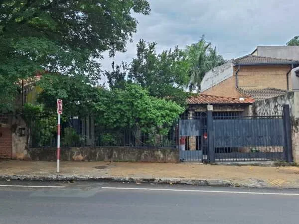 Casa en venta en Vista Alegre, Asunción