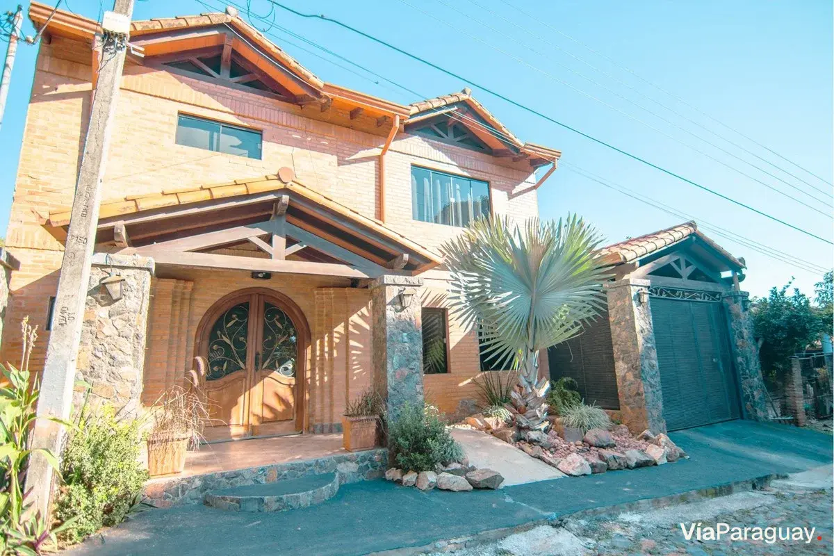Casa en venta en Vista Alegre, Ñemby