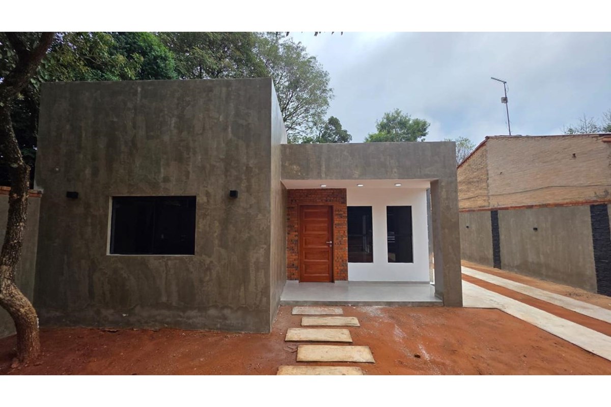 Casa en venta en Ycuá Duré, Luque