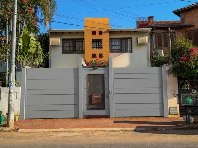 Casa à venda em Ycuá Satí, Asunção com jardim